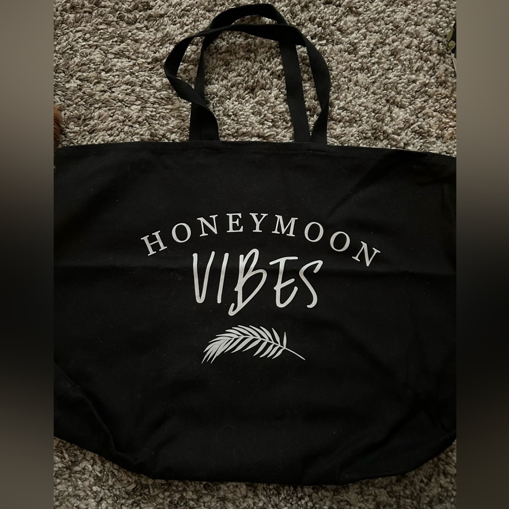 Honeymoon vibes tote bag